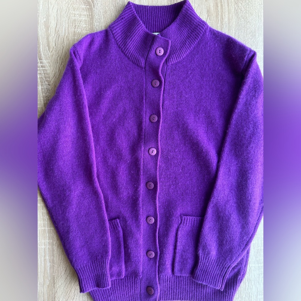 Classic Hudson Bay Lambs Wool Cardigan